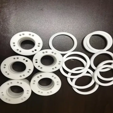 PTFE Teflon Gaskets for Instrumentation. Processed by the method of cutting PTFE tubes and rods. The appearance is pure white, with excellent performance of high and low temperature resistance -190～260℃, corrosion resistance, anti-aging and high insulation. 
